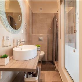 3 bedroom seaside villa with pool, Acharavi, sleeps 5